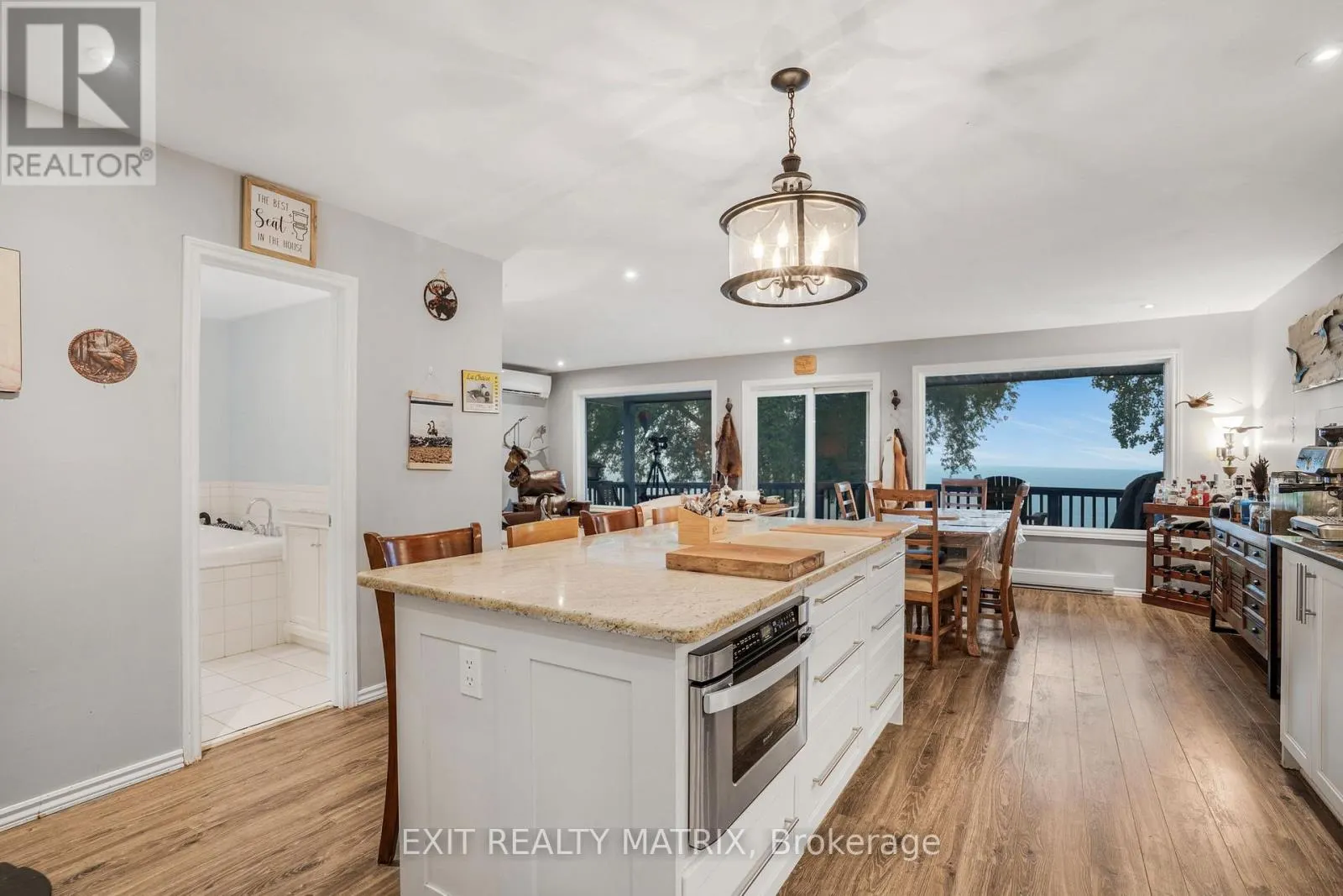 922 LALONDE ROAD