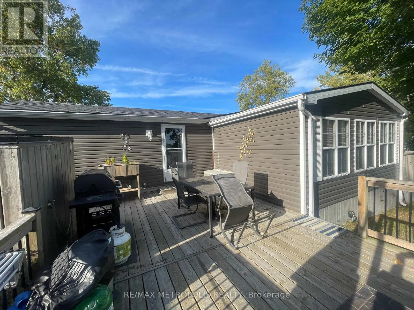 18-73 - 486 CTY CHERRY BEACH LANE