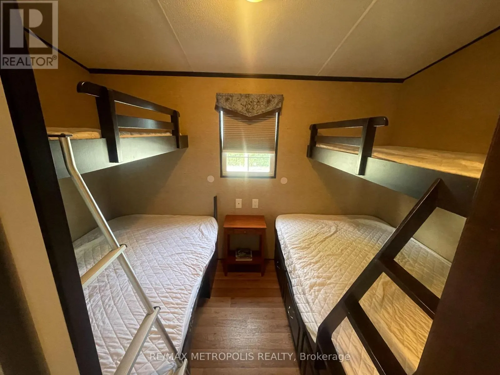 18-73 - 486 CTY CHERRY BEACH LANE