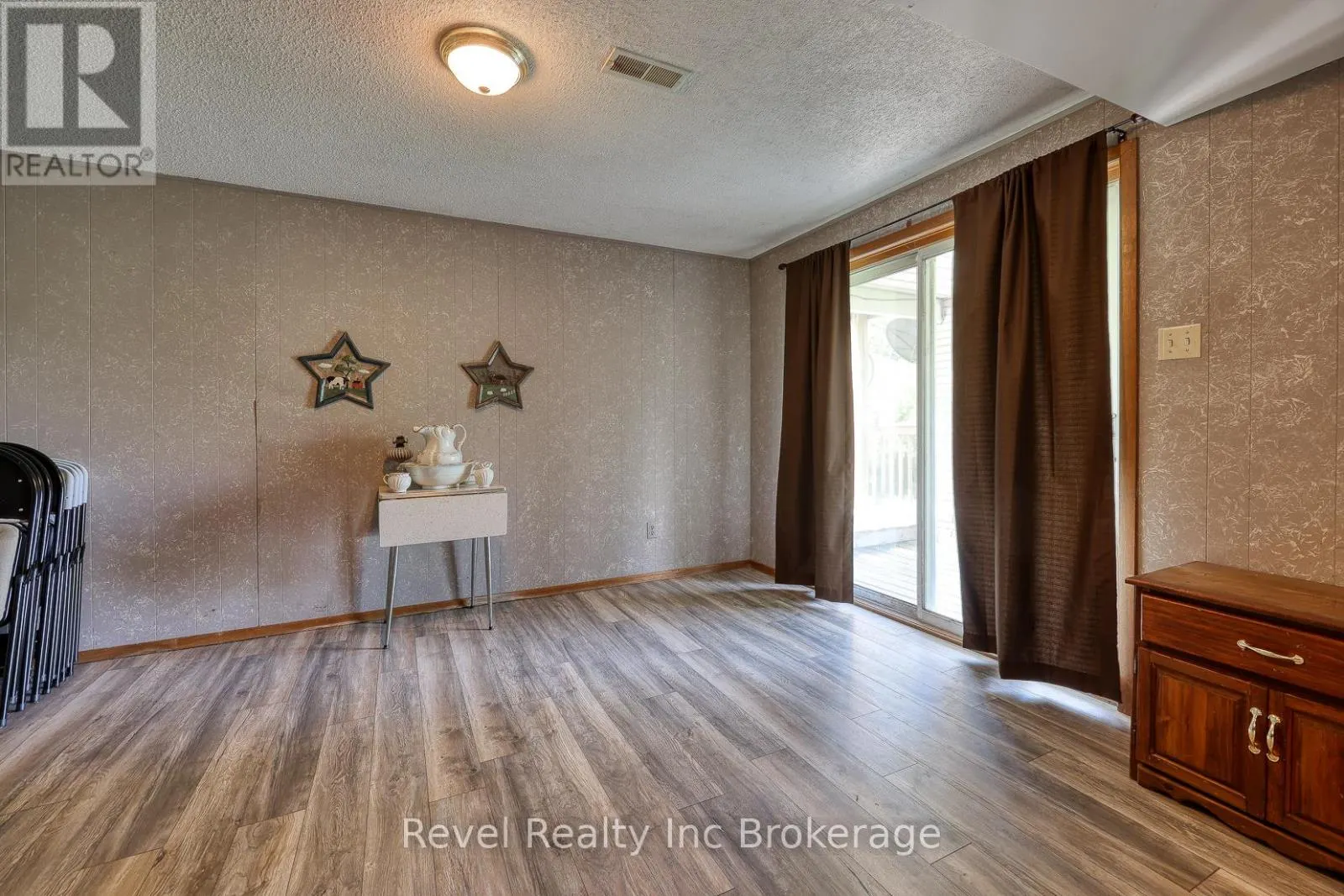 843540 ROAD 84 ROAD