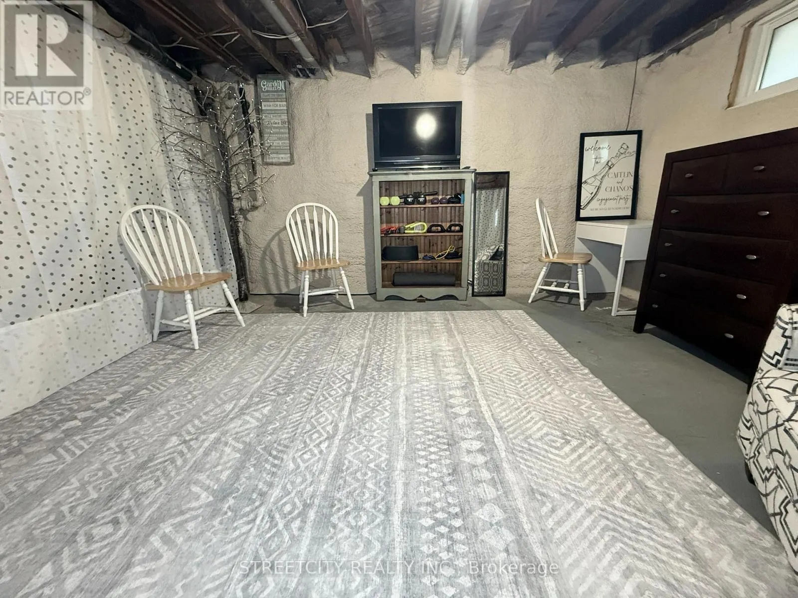 326 COTTERBURY STREET