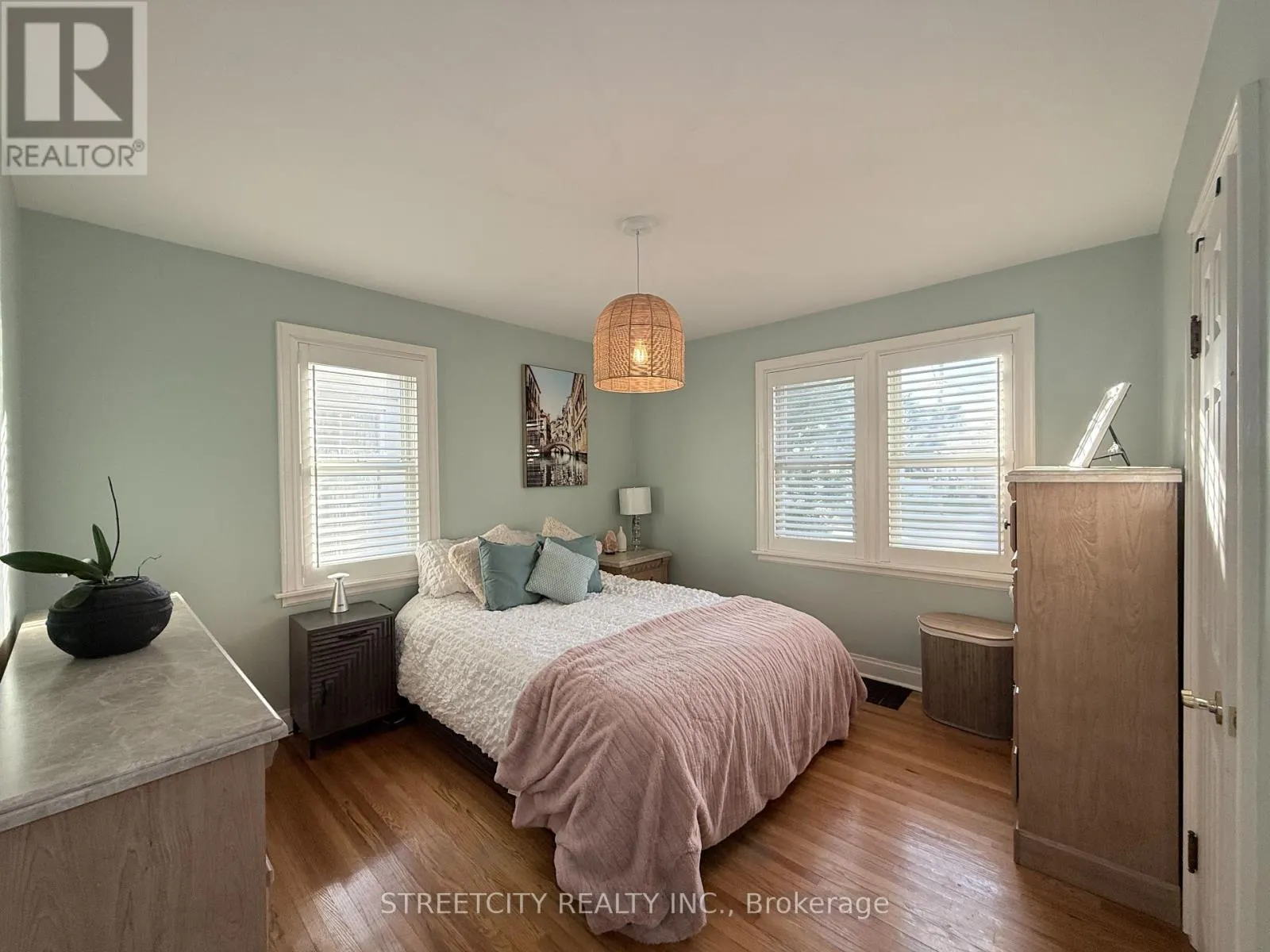326 COTTERBURY STREET