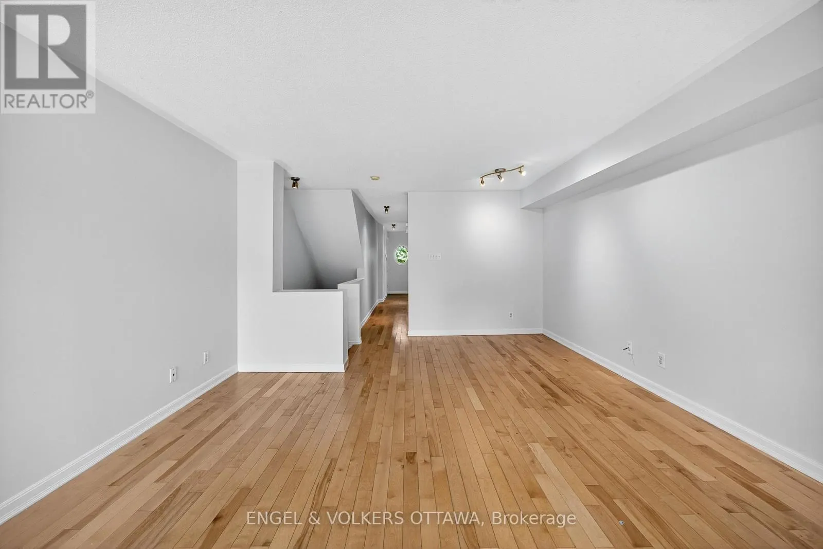 294 - 294 GLOUCESTER STREET