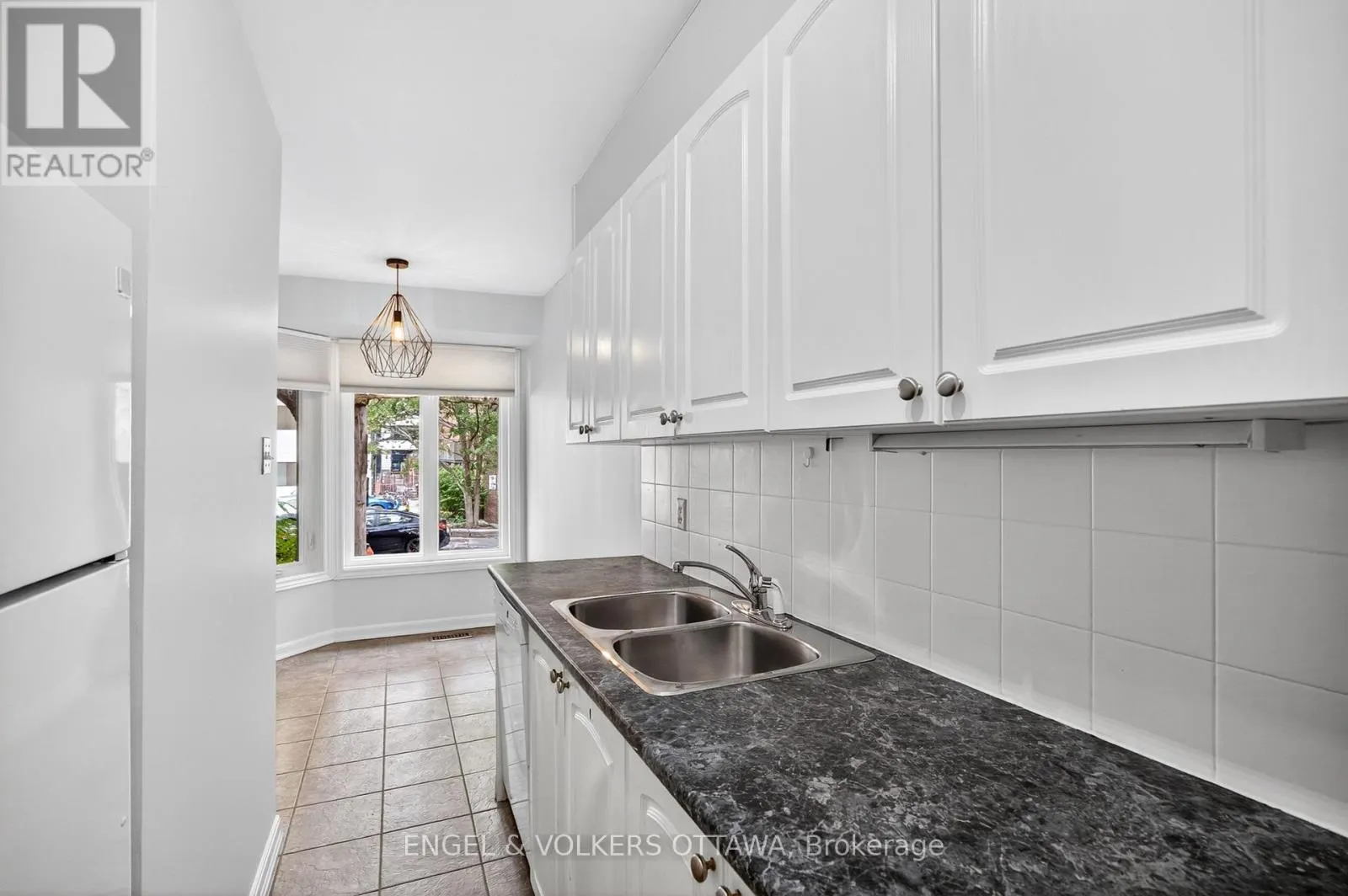 294 - 294 GLOUCESTER STREET