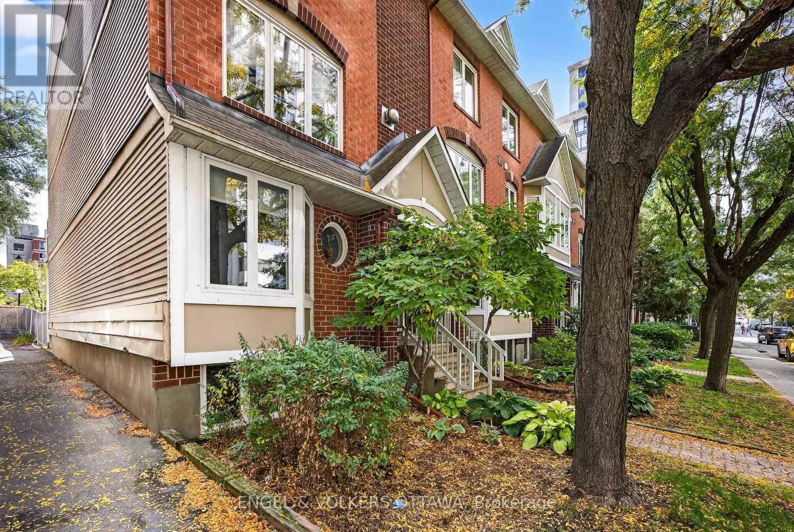 294 - 294 GLOUCESTER STREET