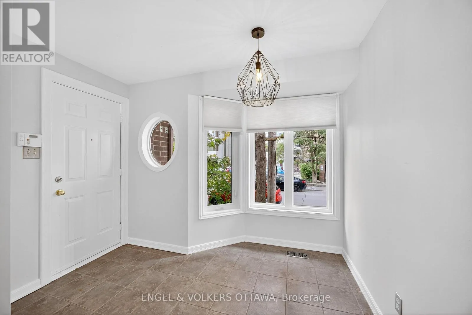 294 - 294 GLOUCESTER STREET