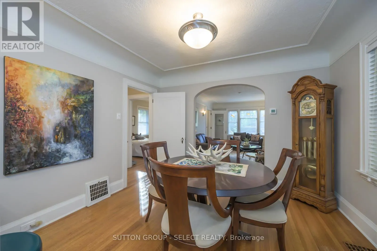 422 CHEAPSIDE STREET