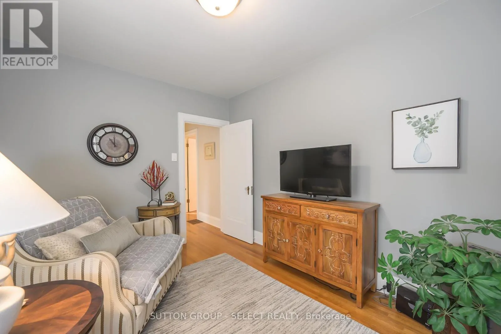422 CHEAPSIDE STREET