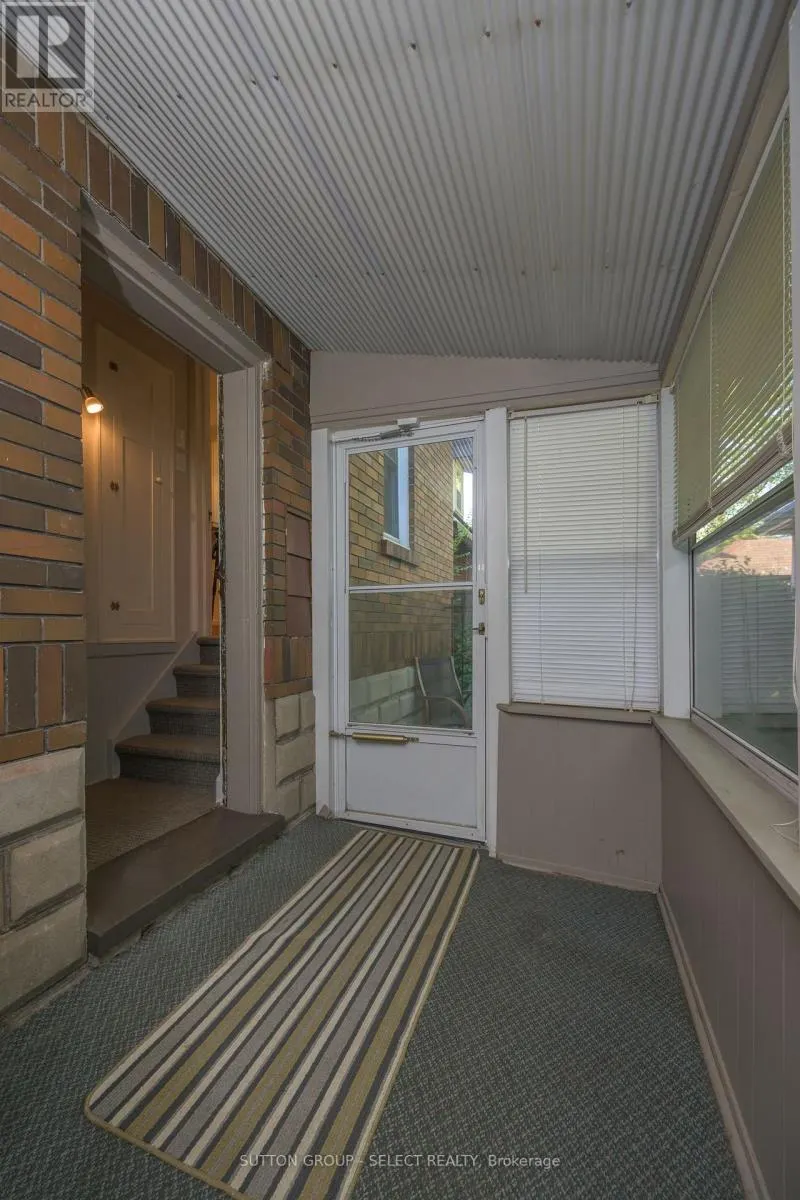 422 CHEAPSIDE STREET