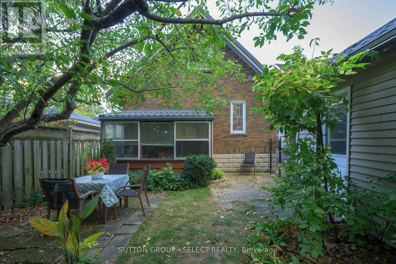 422 CHEAPSIDE STREET