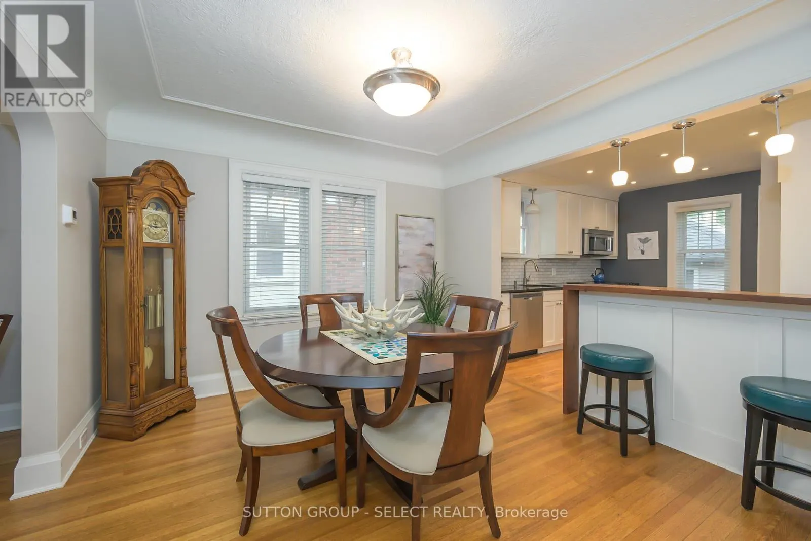 422 CHEAPSIDE STREET