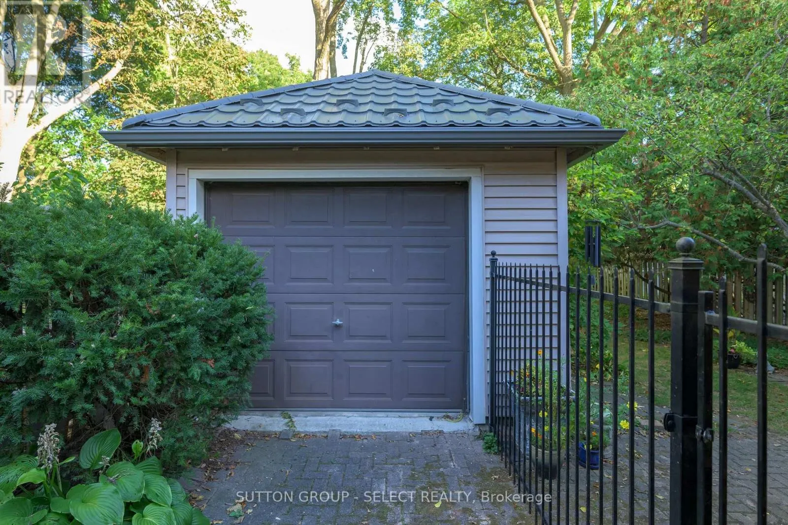 422 CHEAPSIDE STREET