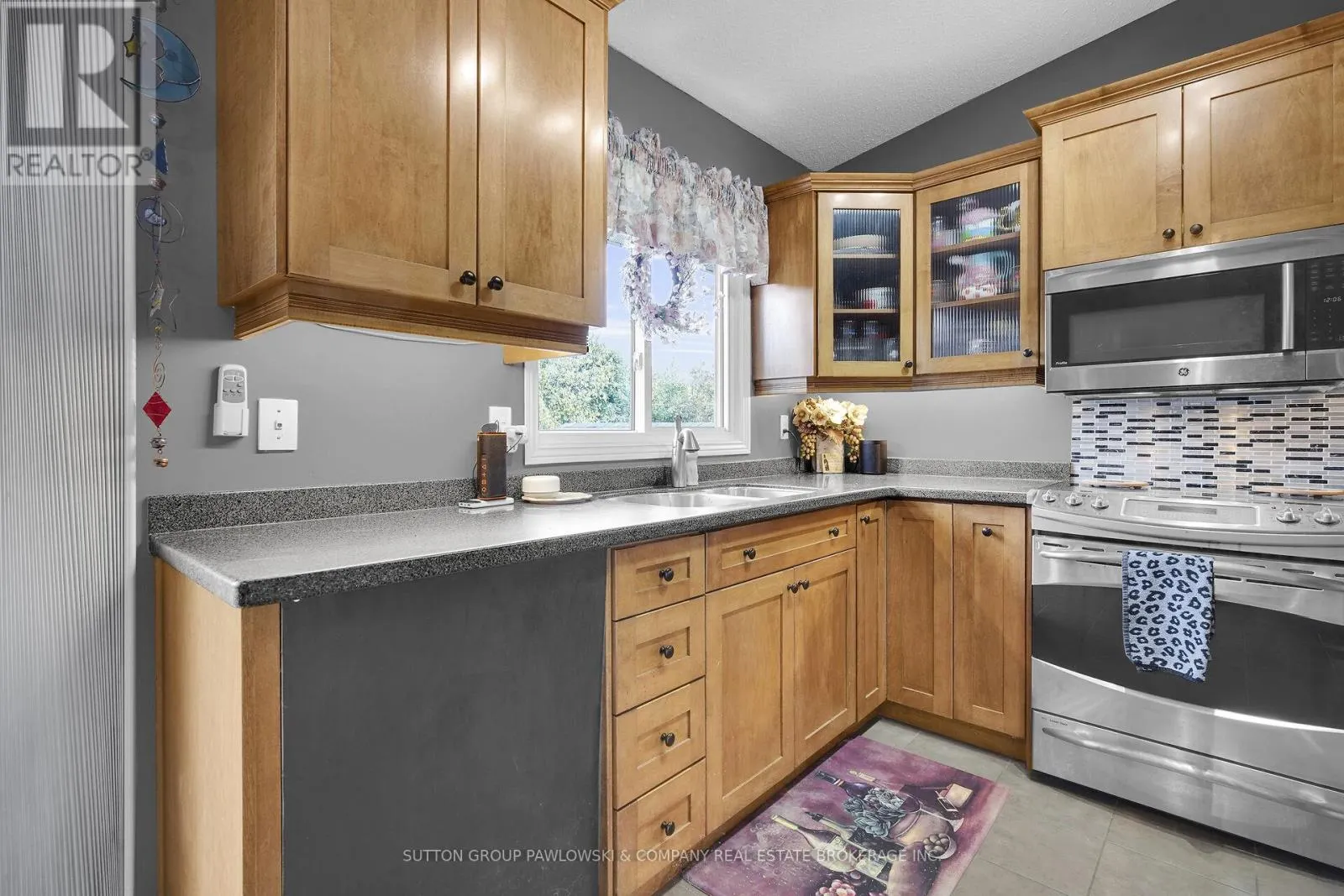 59 GOLFVIEW CRESCENT