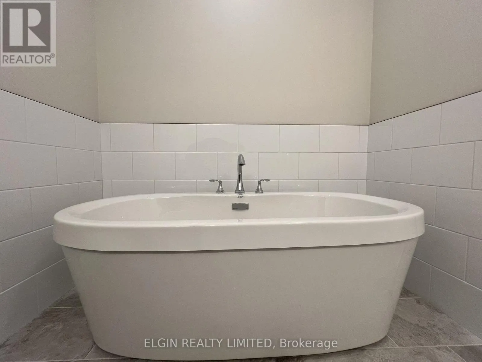 11-49 ROYAL DORNOCH DRIVE