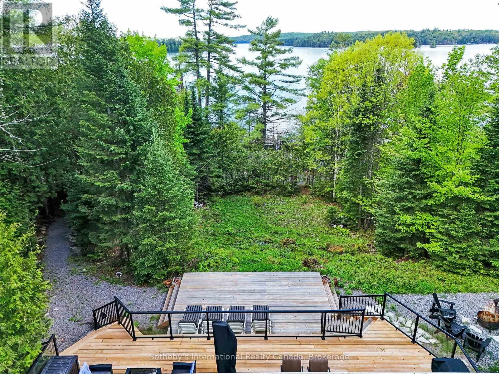 1093 GLENMOUNT ROAD