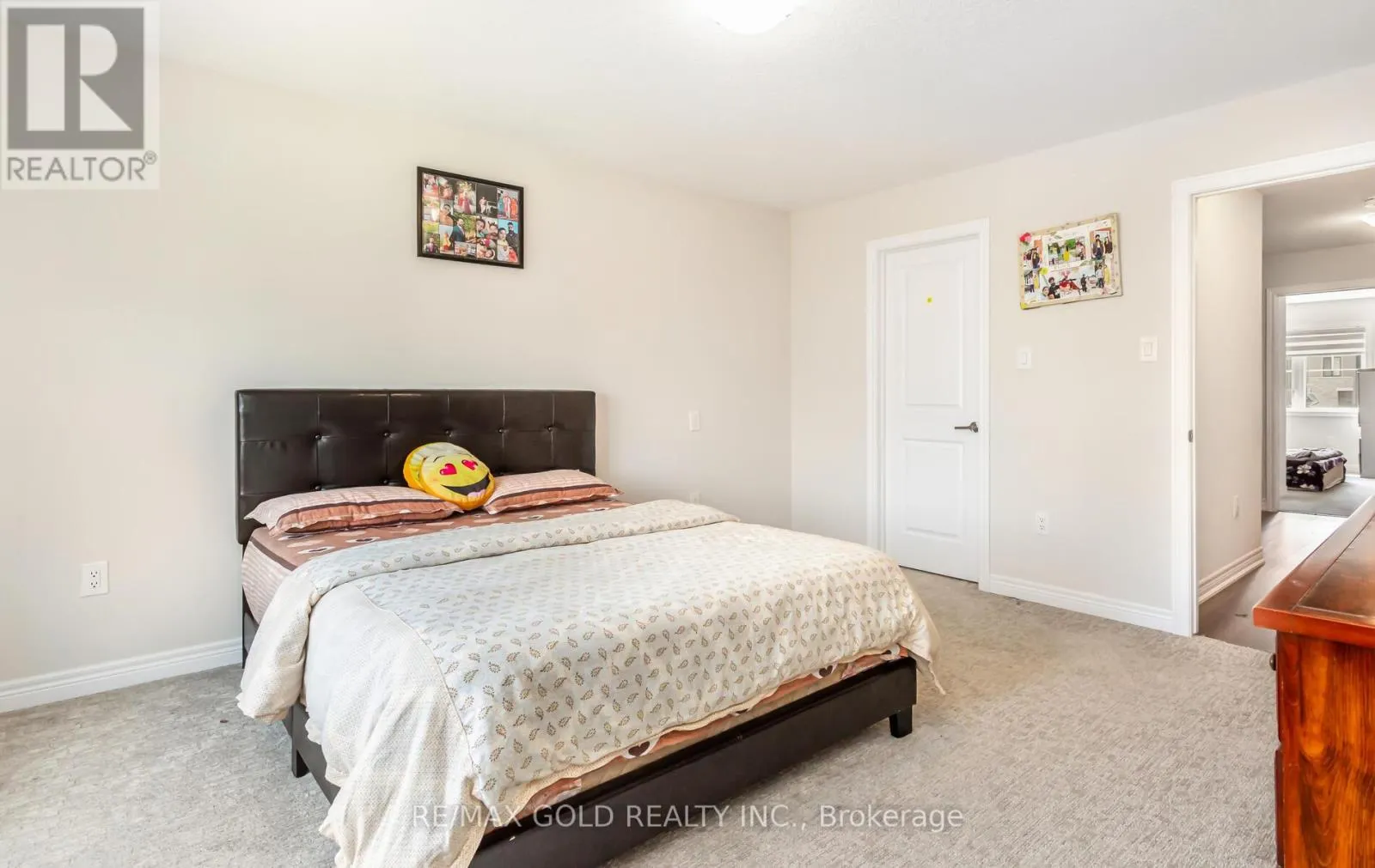 38 - 10 BIRMINGHAM DRIVE