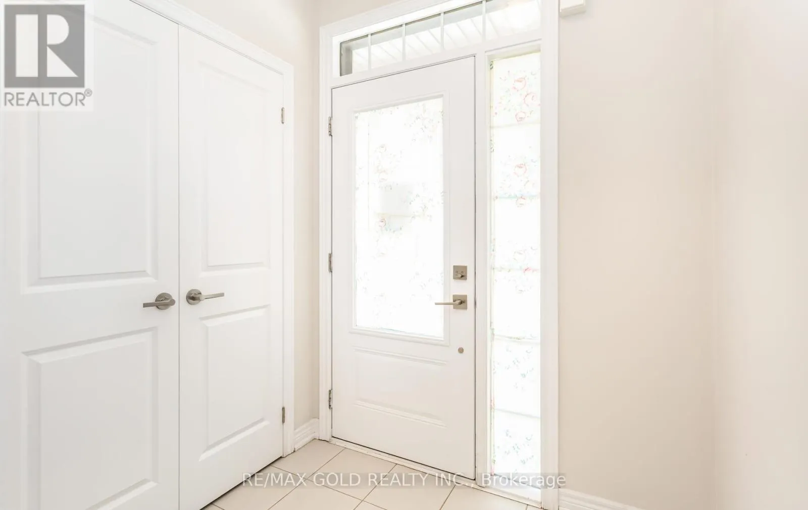 38 - 10 BIRMINGHAM DRIVE