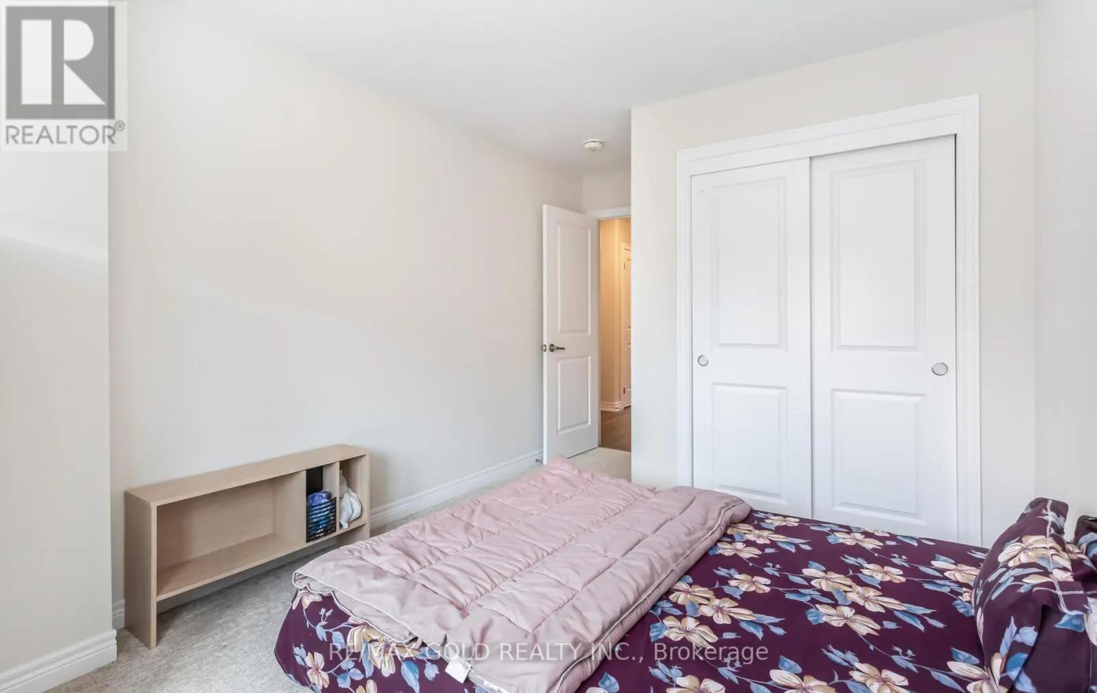 38 - 10 BIRMINGHAM DRIVE