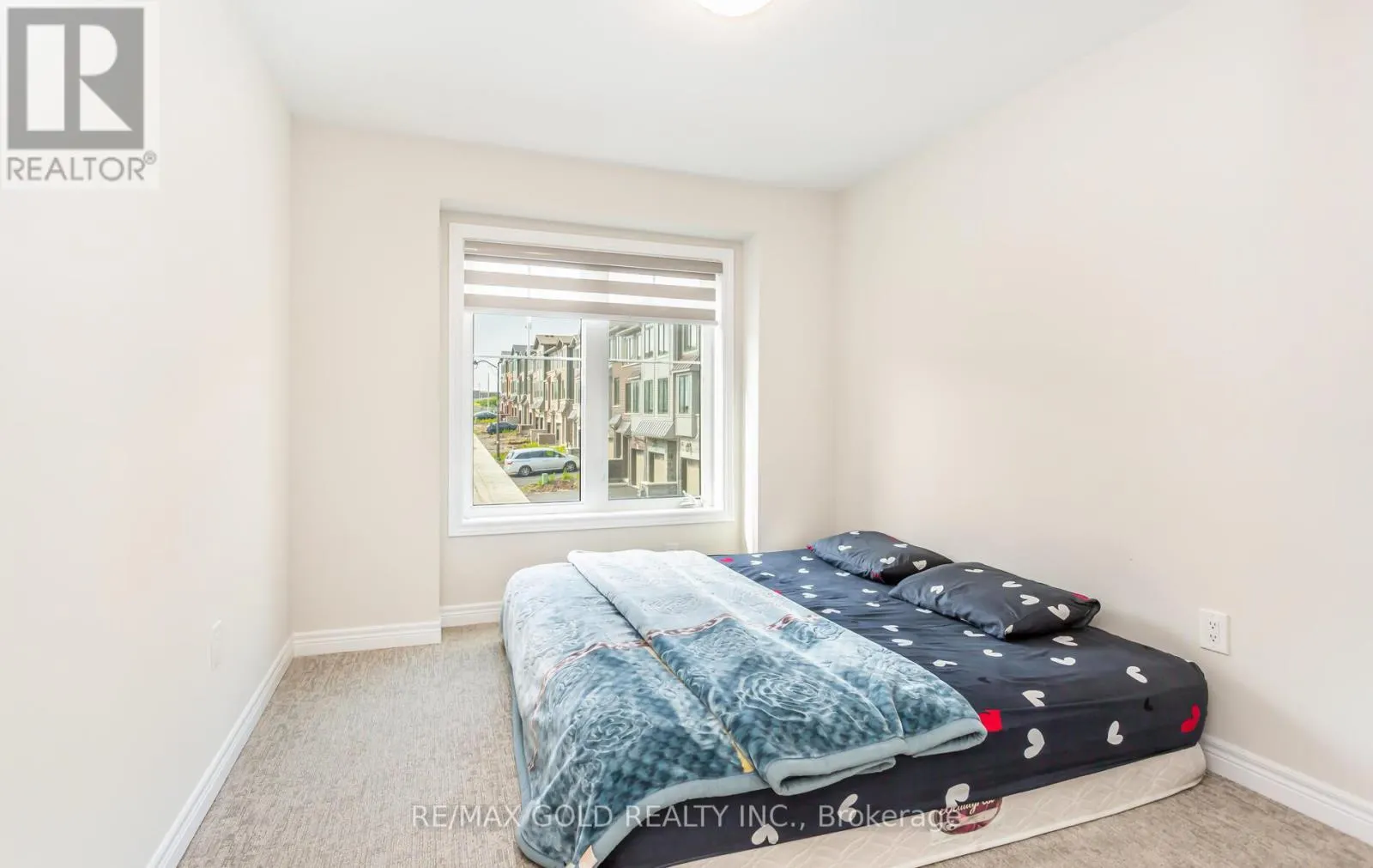 38 - 10 BIRMINGHAM DRIVE