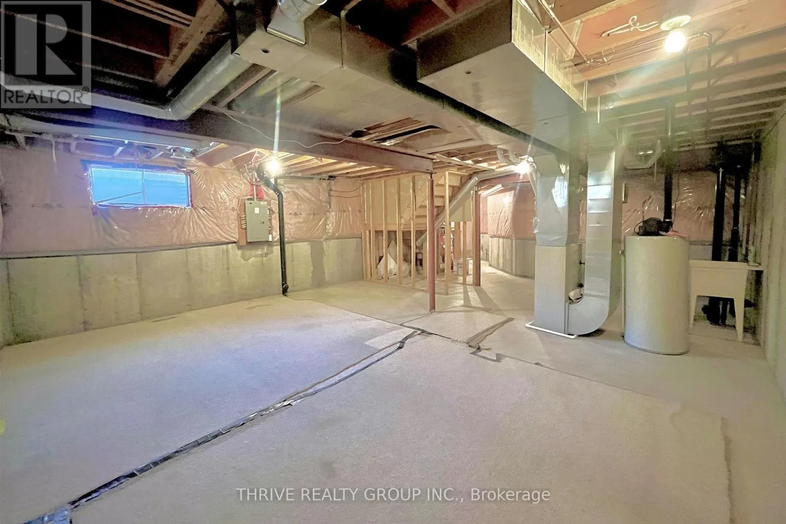 50 - 320 AMBLESIDE DRIVE, #50