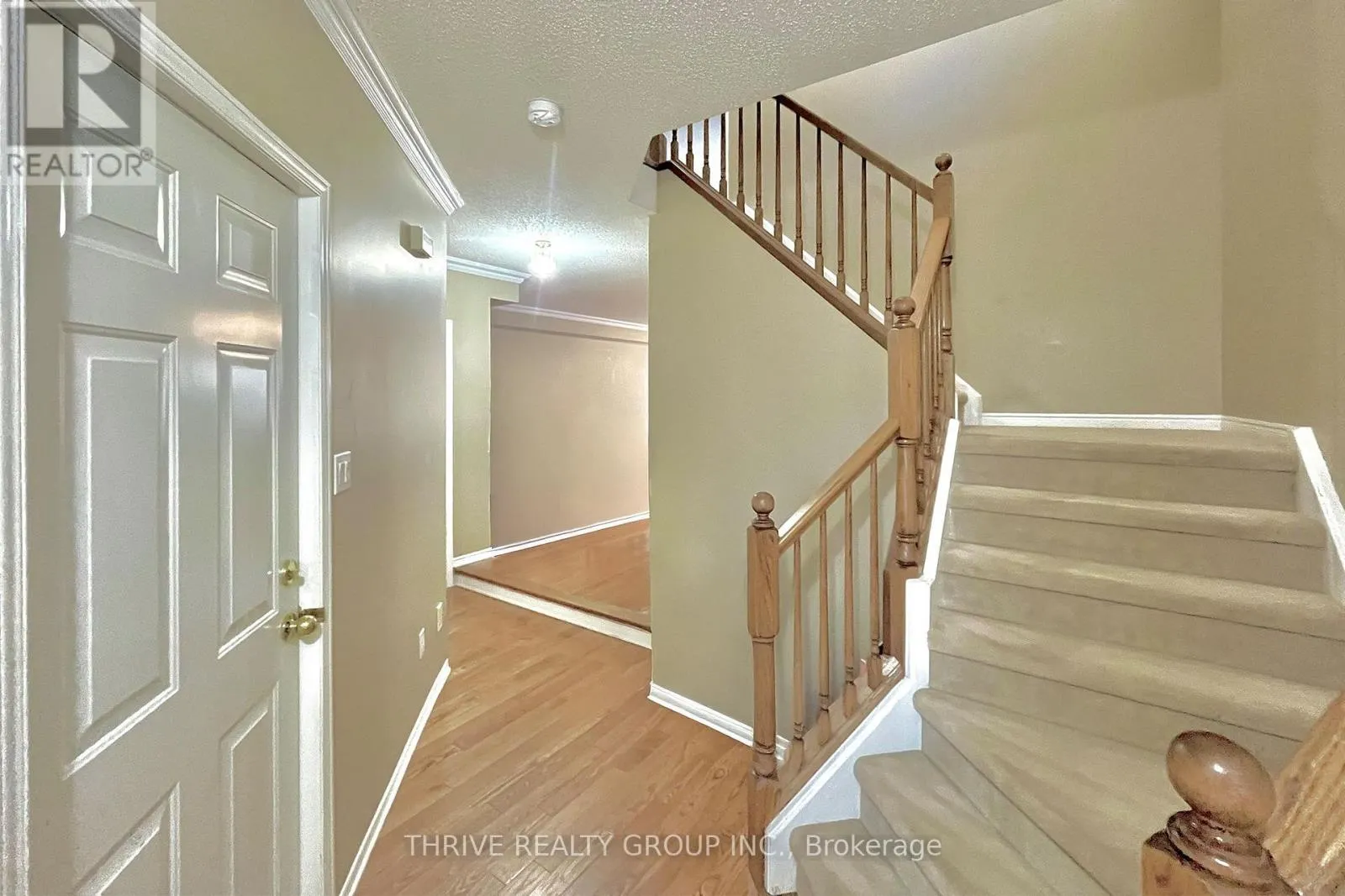 50 - 320 AMBLESIDE DRIVE, #50