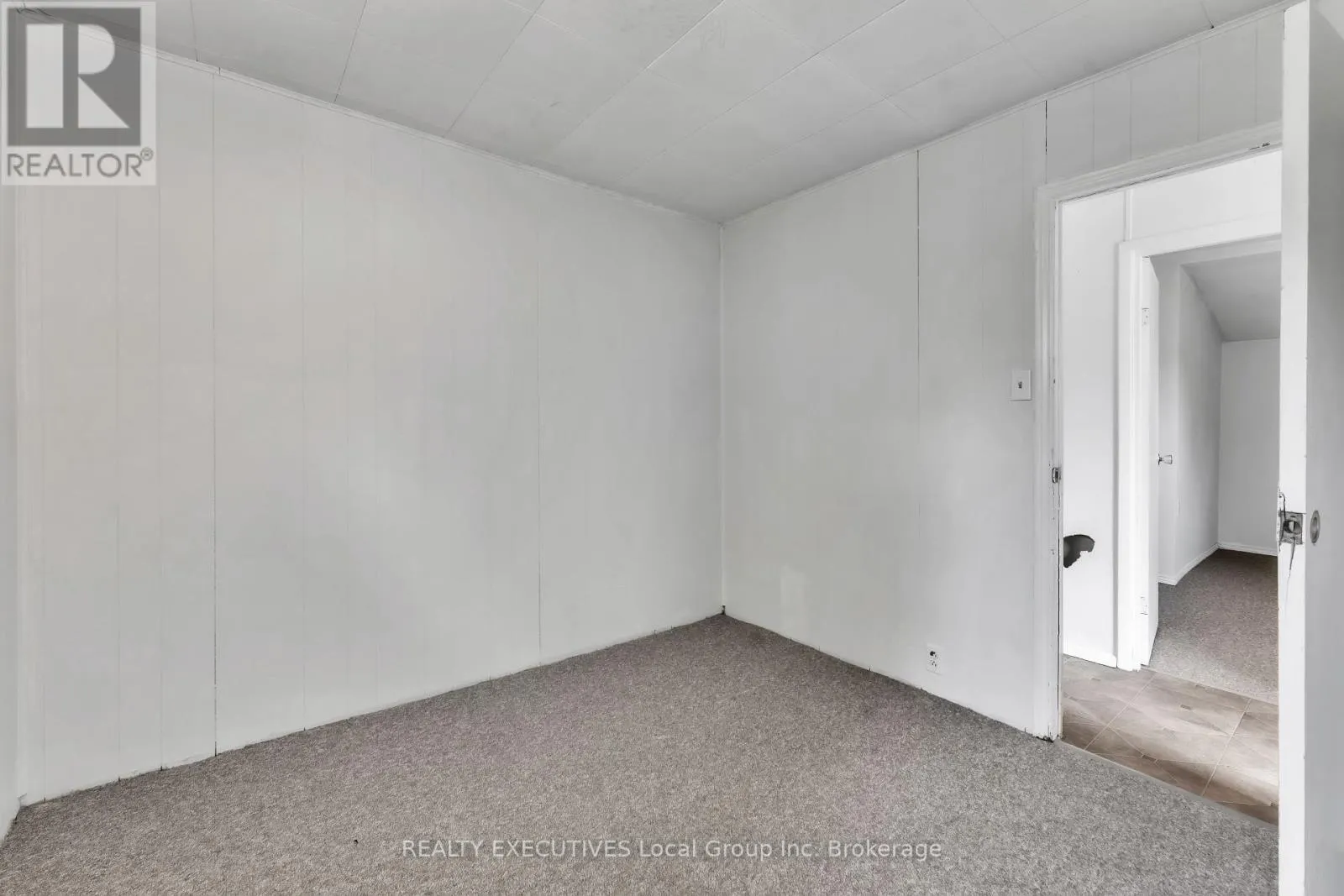 306 MARTINDALE LANE