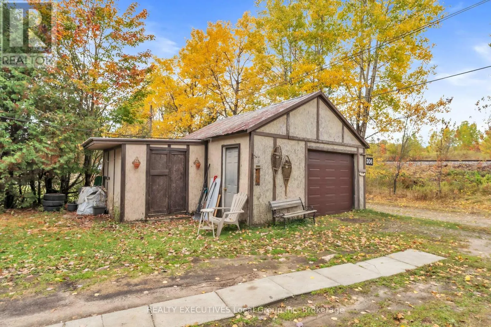 306 MARTINDALE LANE