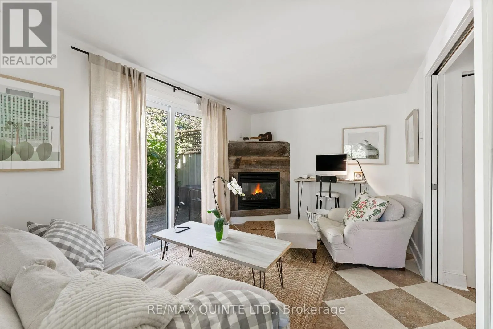 22 MAPLE AVENUE
