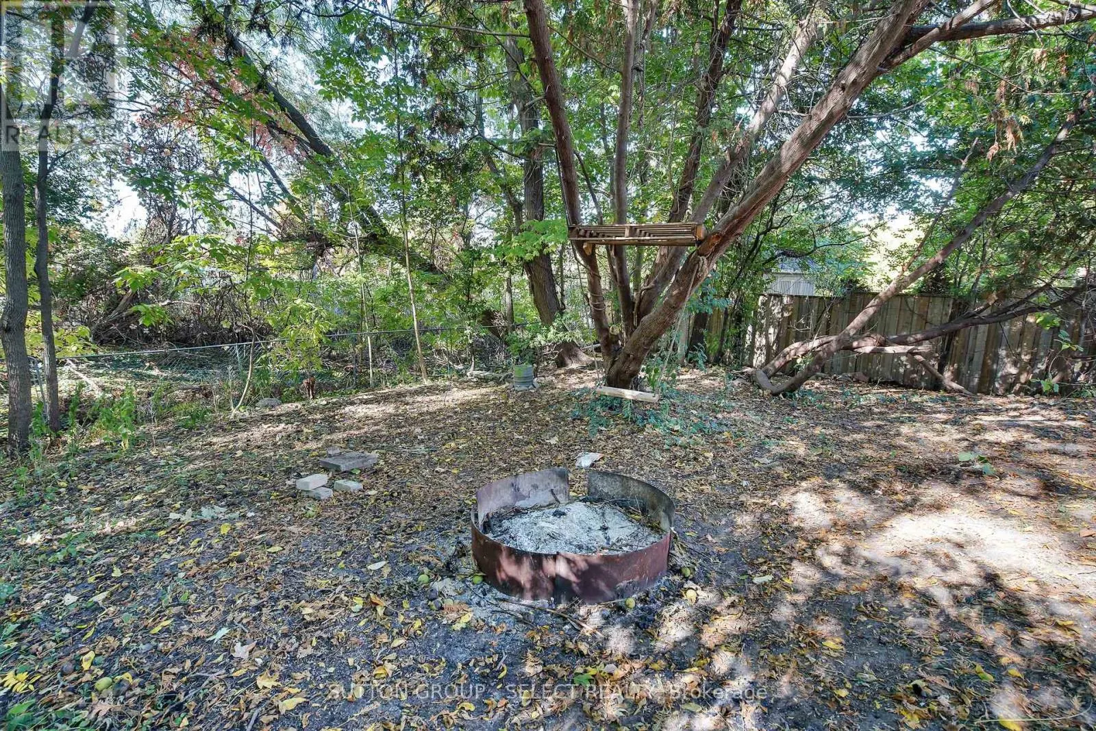 413 OLD WONDERLAND ROAD