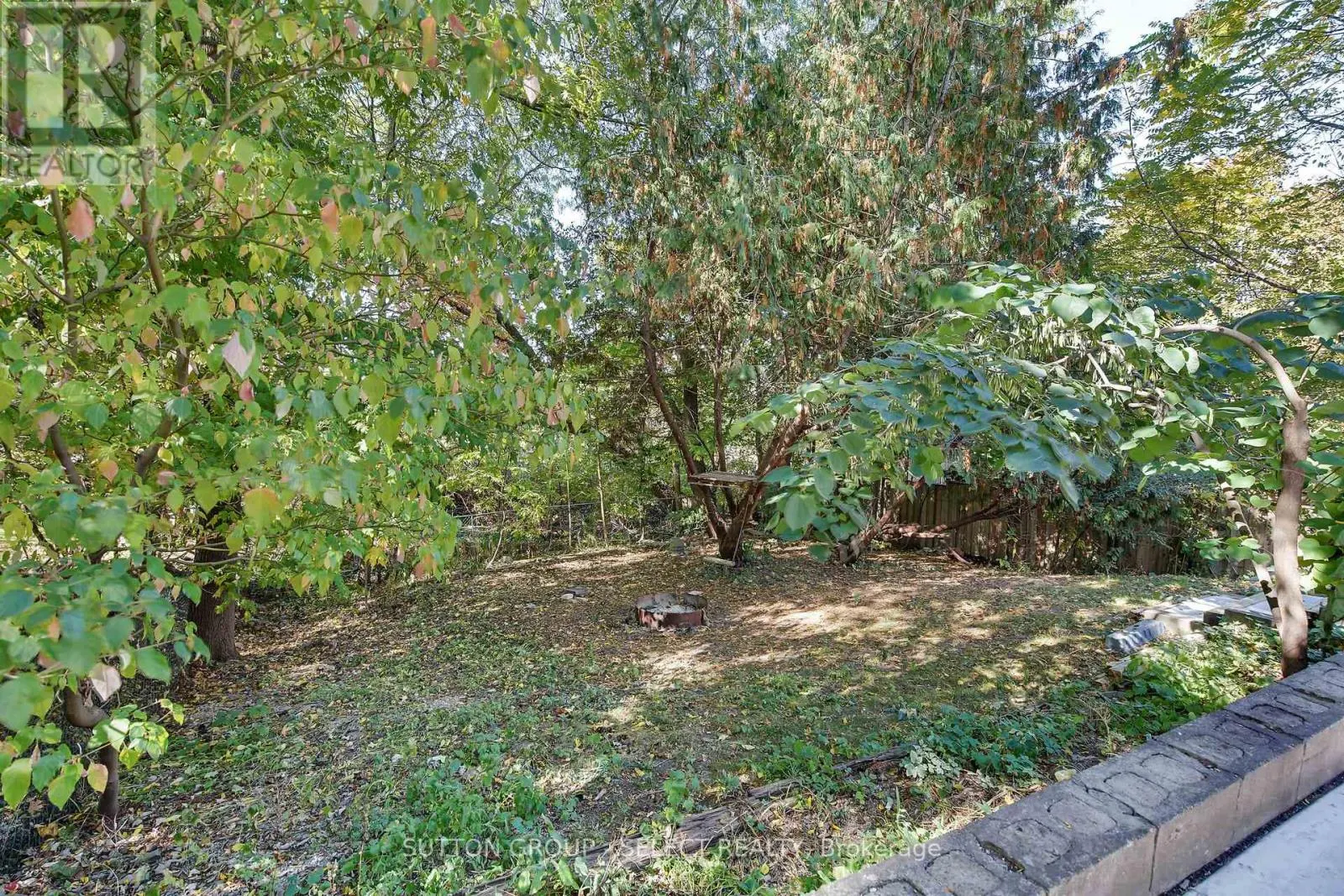 413 OLD WONDERLAND ROAD