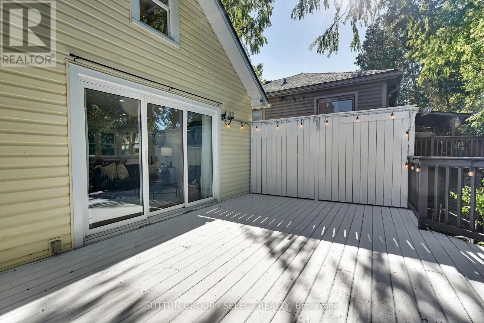 413 OLD WONDERLAND ROAD