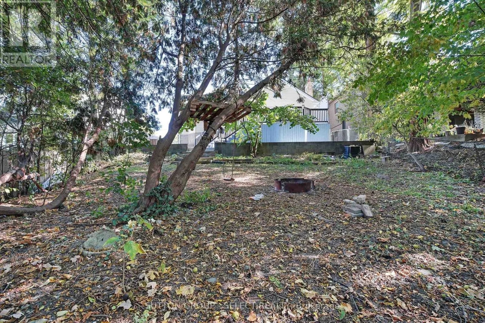 413 OLD WONDERLAND ROAD