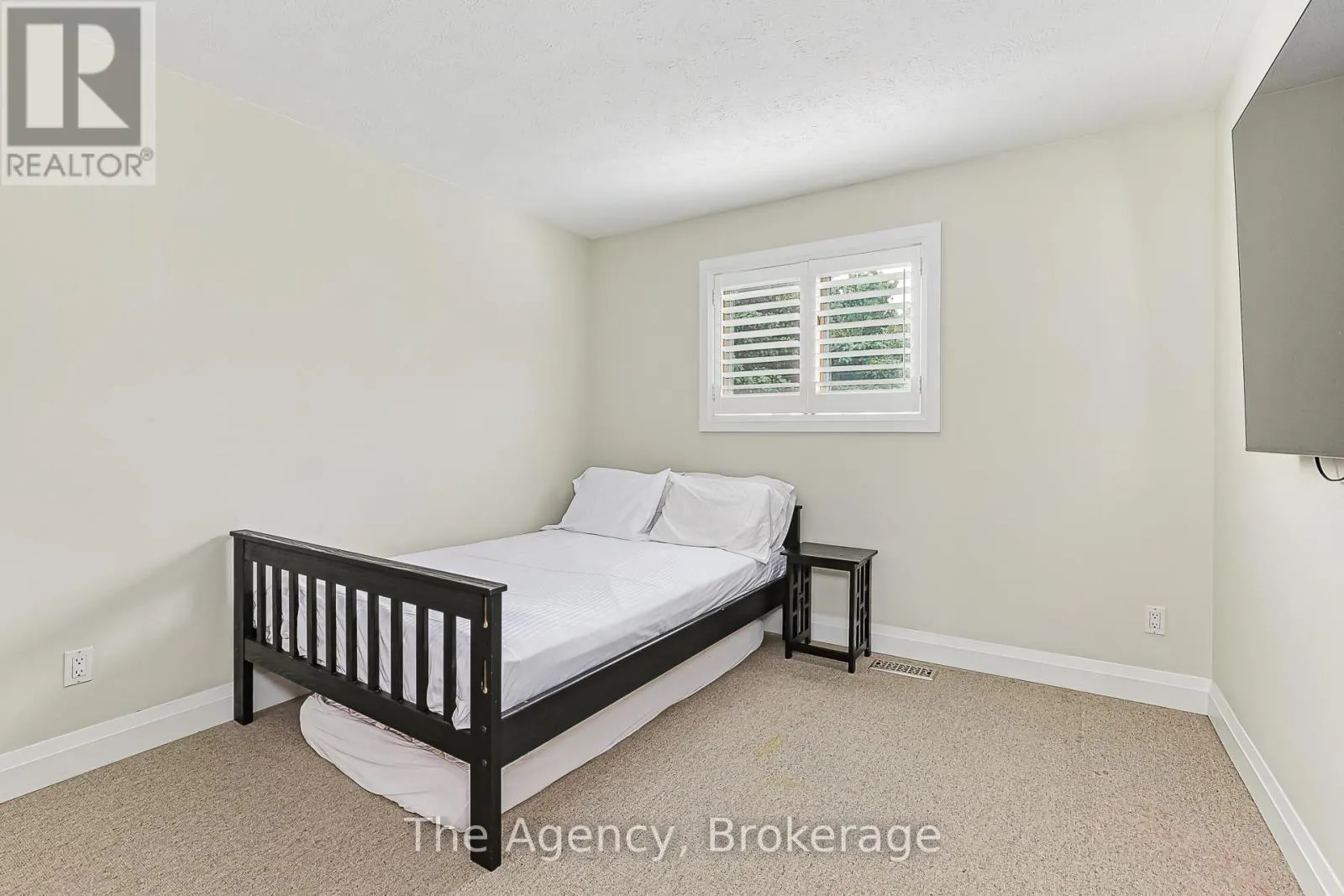 136 GRAND CYPRESS LANE