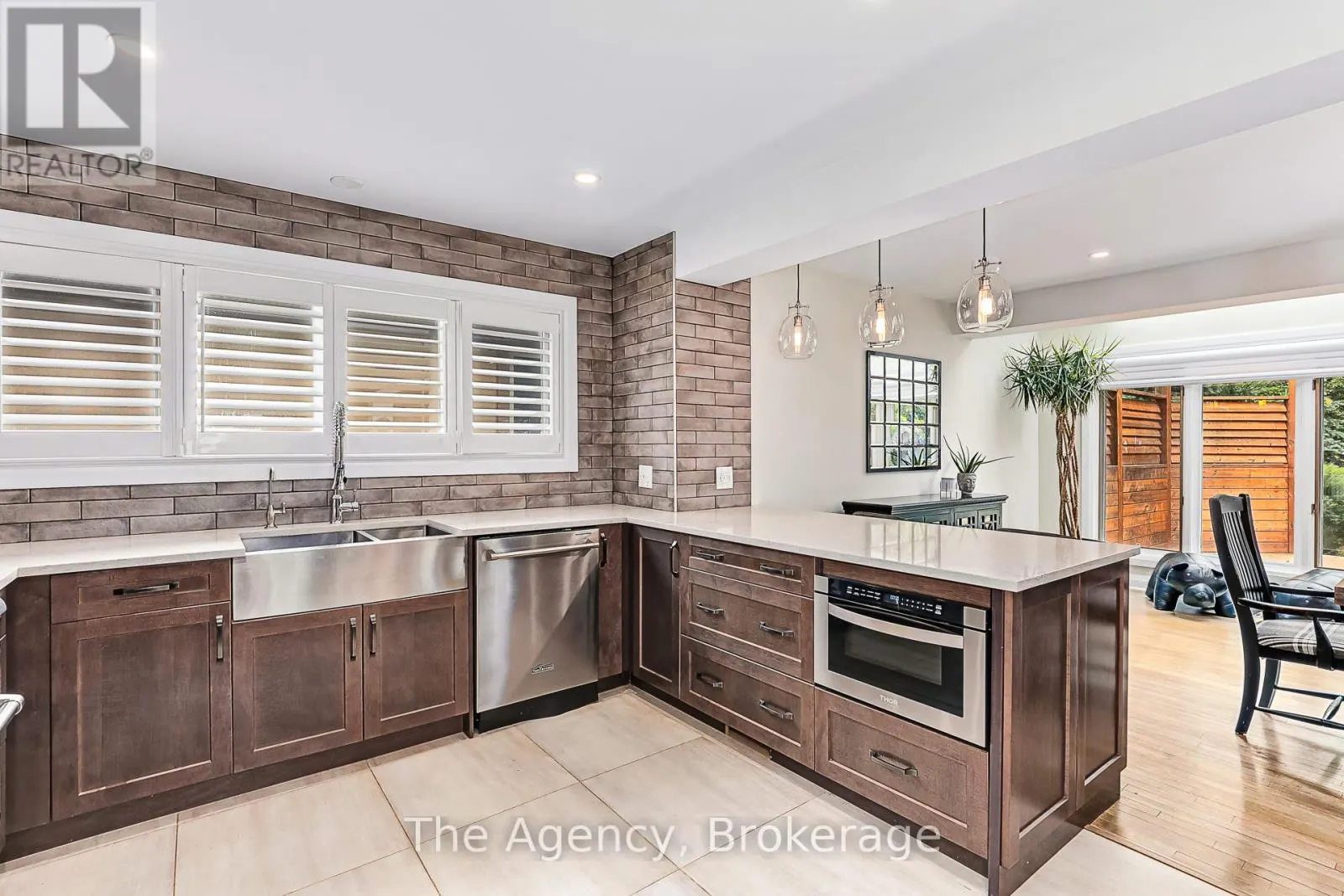 136 GRAND CYPRESS LANE