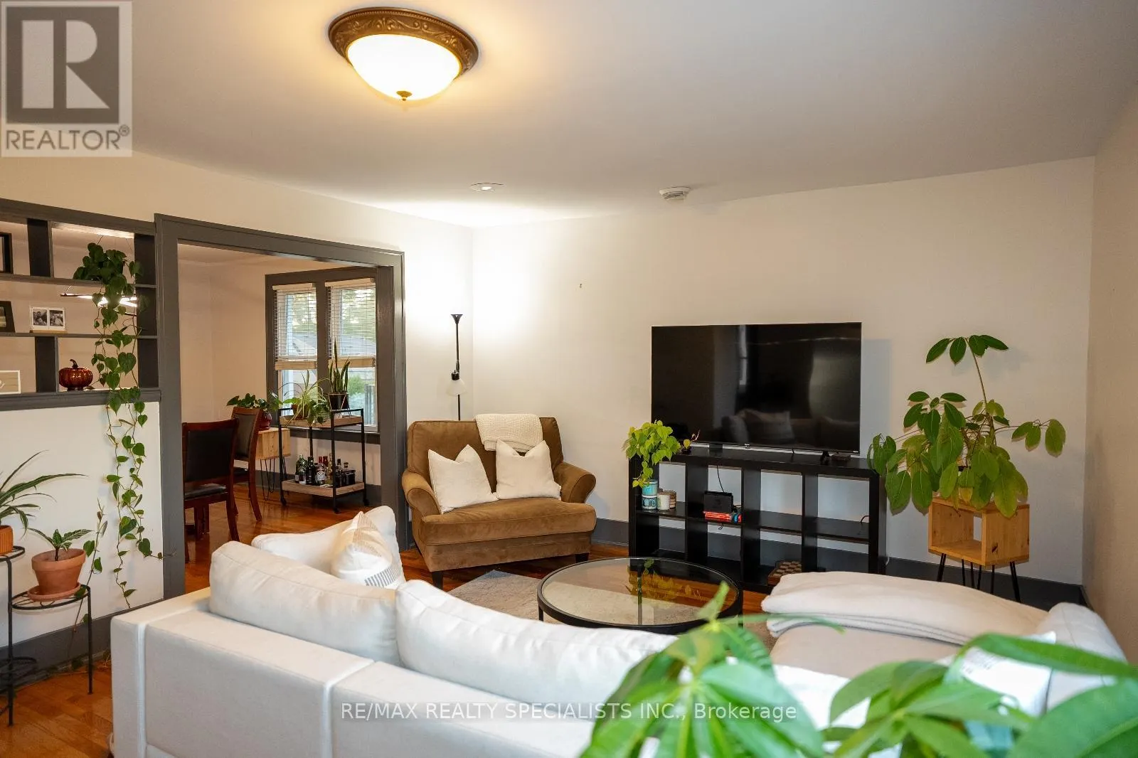 2371-2373 LINCOLN ROAD