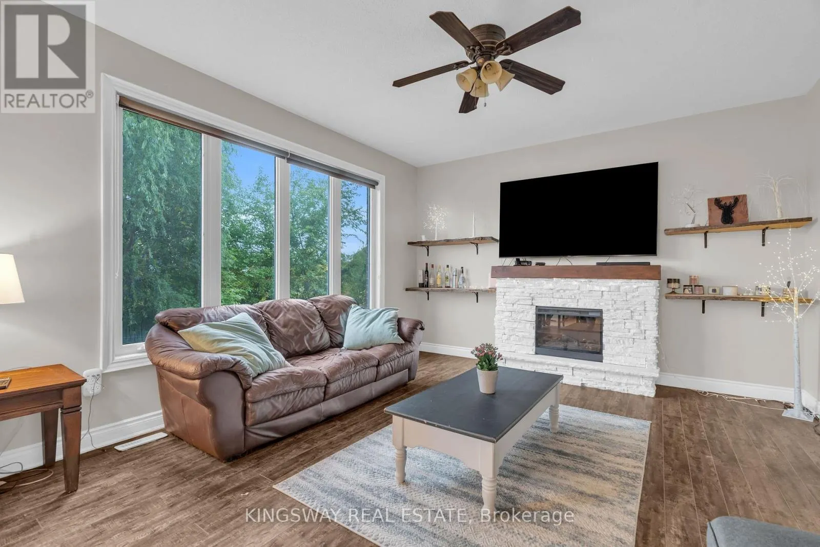 75 CHASE CRESCENT