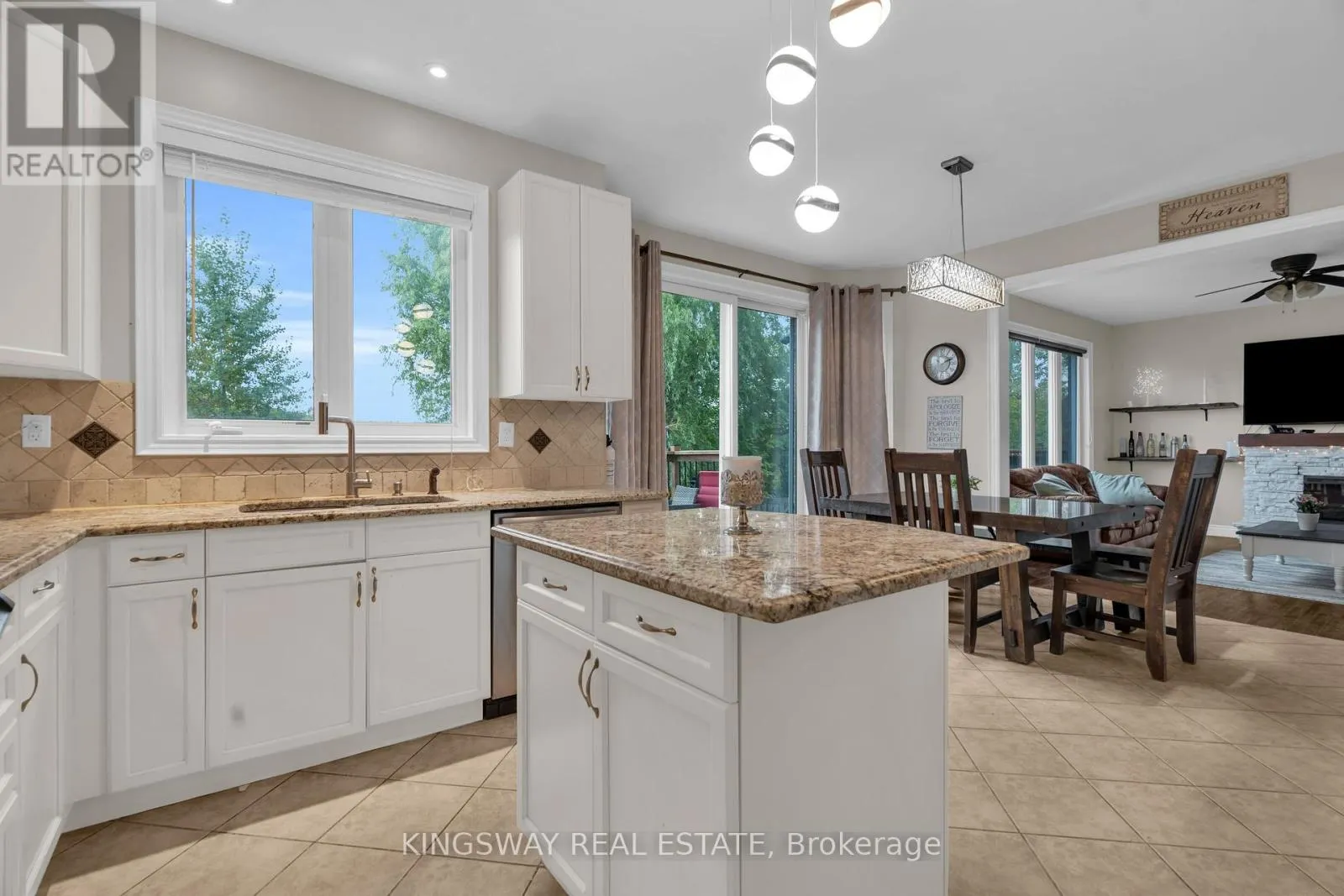 75 CHASE CRESCENT