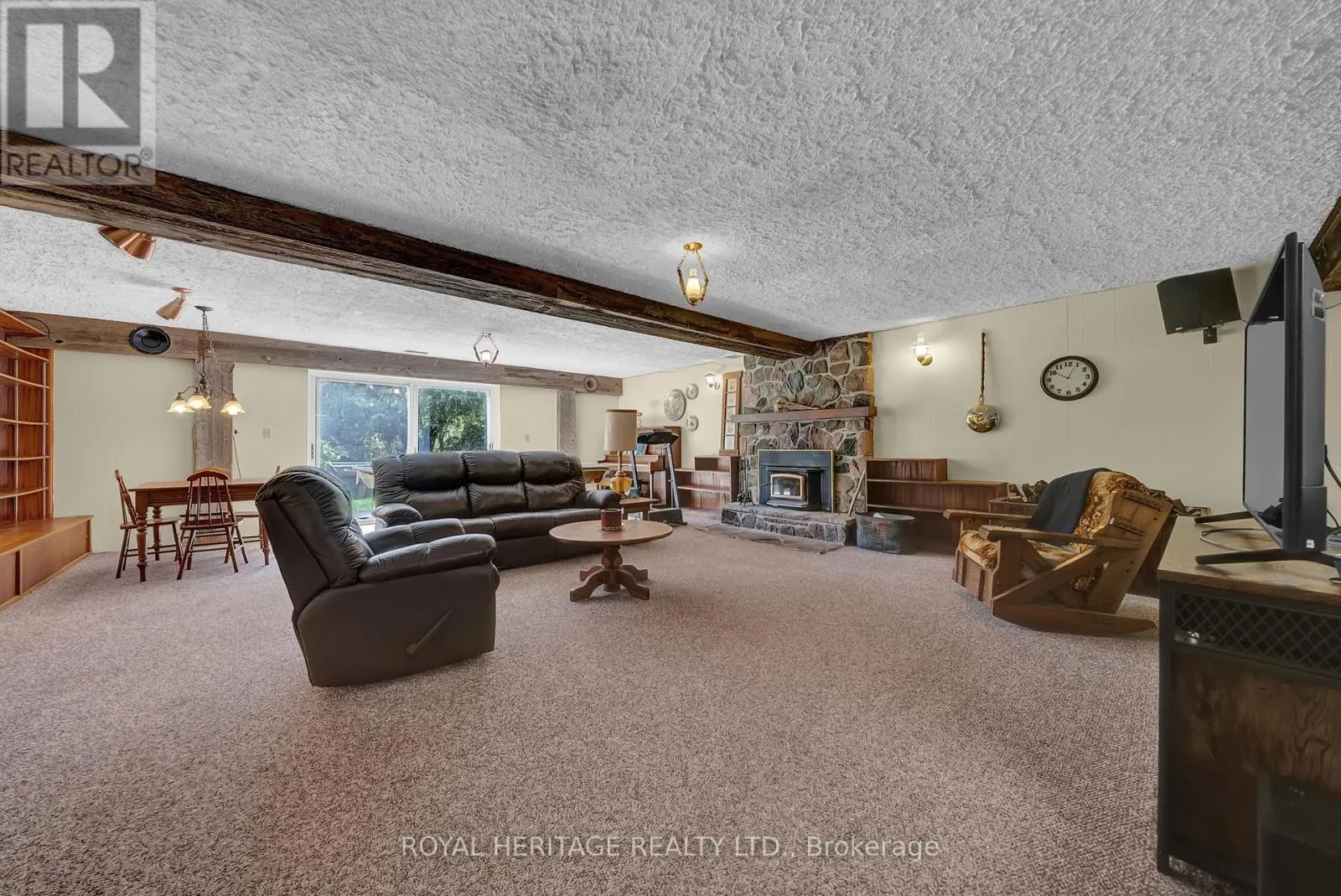 2501 GANARASKA ROAD