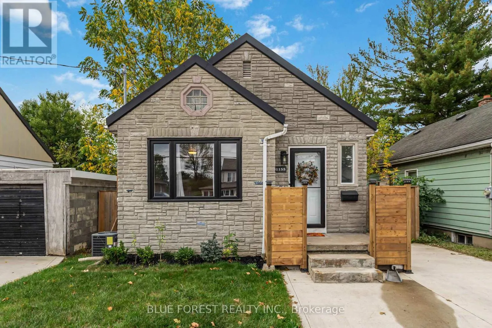 1155 TRAFALGAR STREET