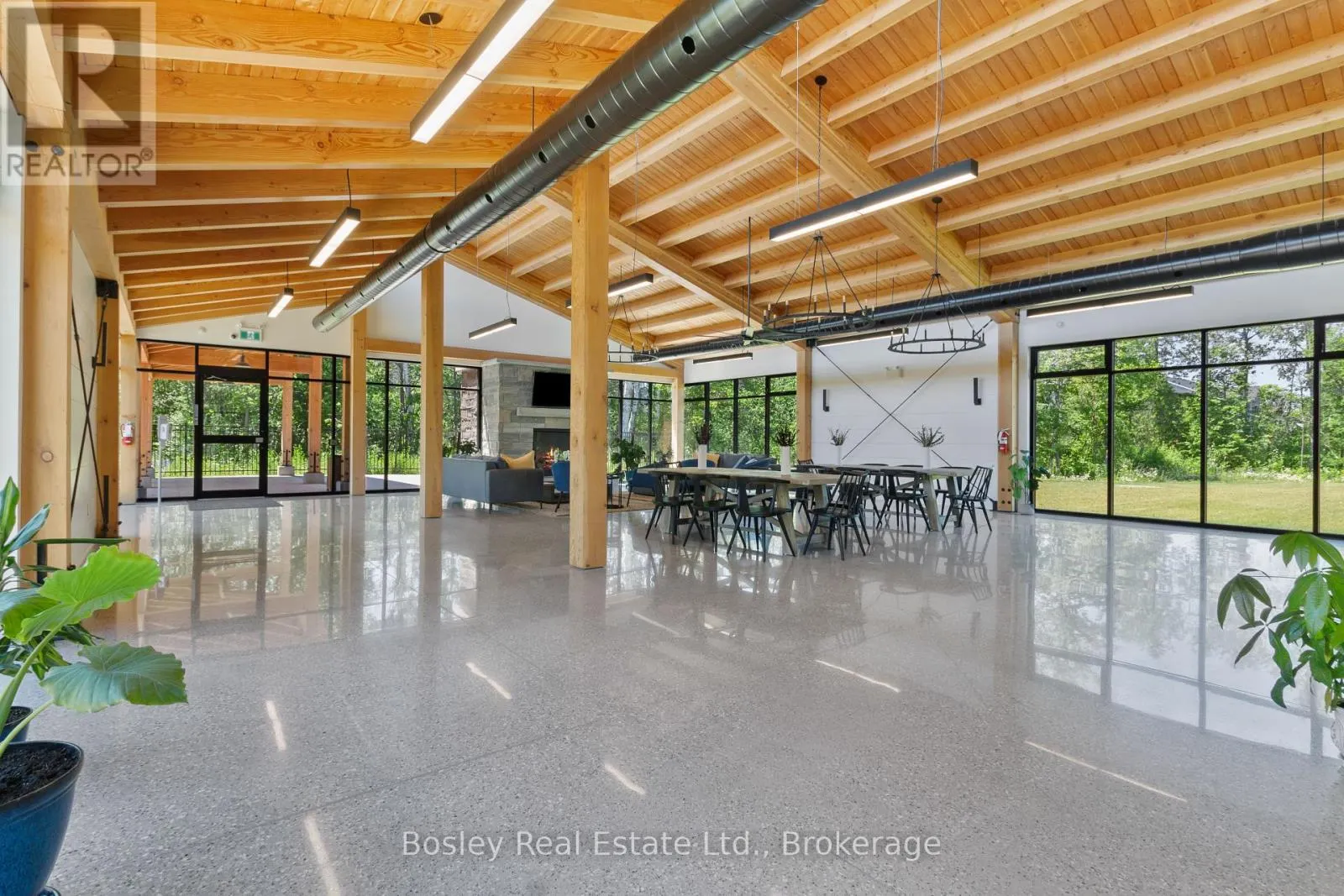 213 YELLOW BIRCH CRESCENT