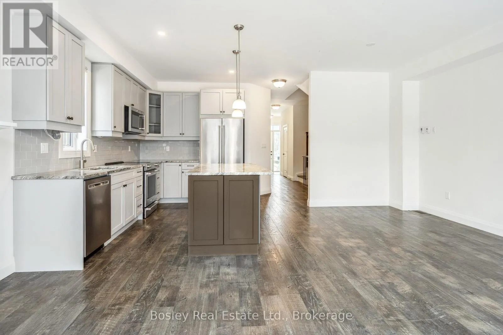 213 YELLOW BIRCH CRESCENT