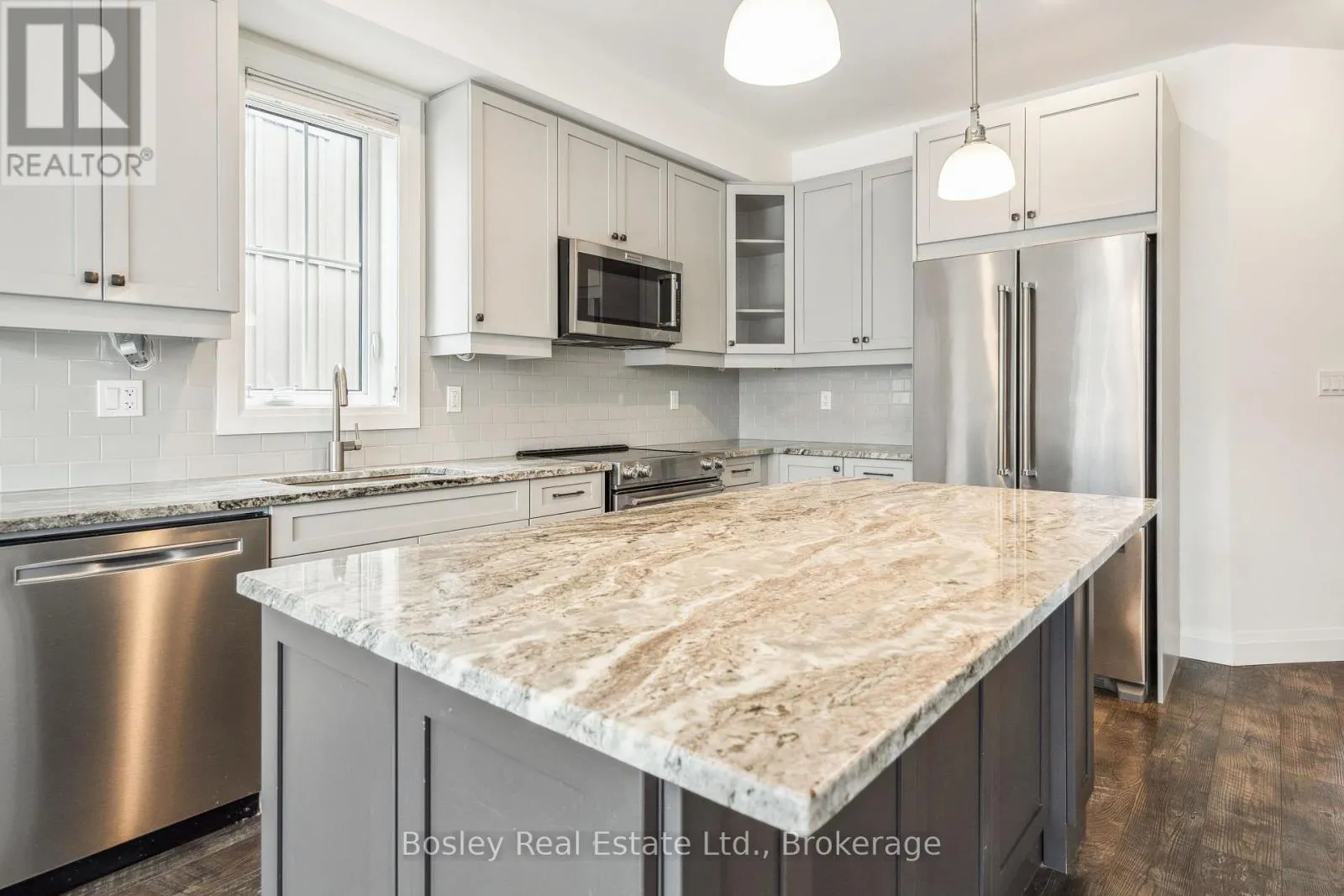 213 YELLOW BIRCH CRESCENT