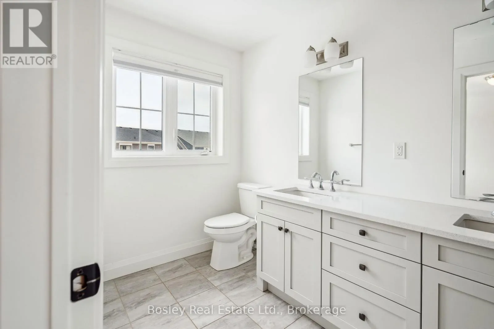 213 YELLOW BIRCH CRESCENT
