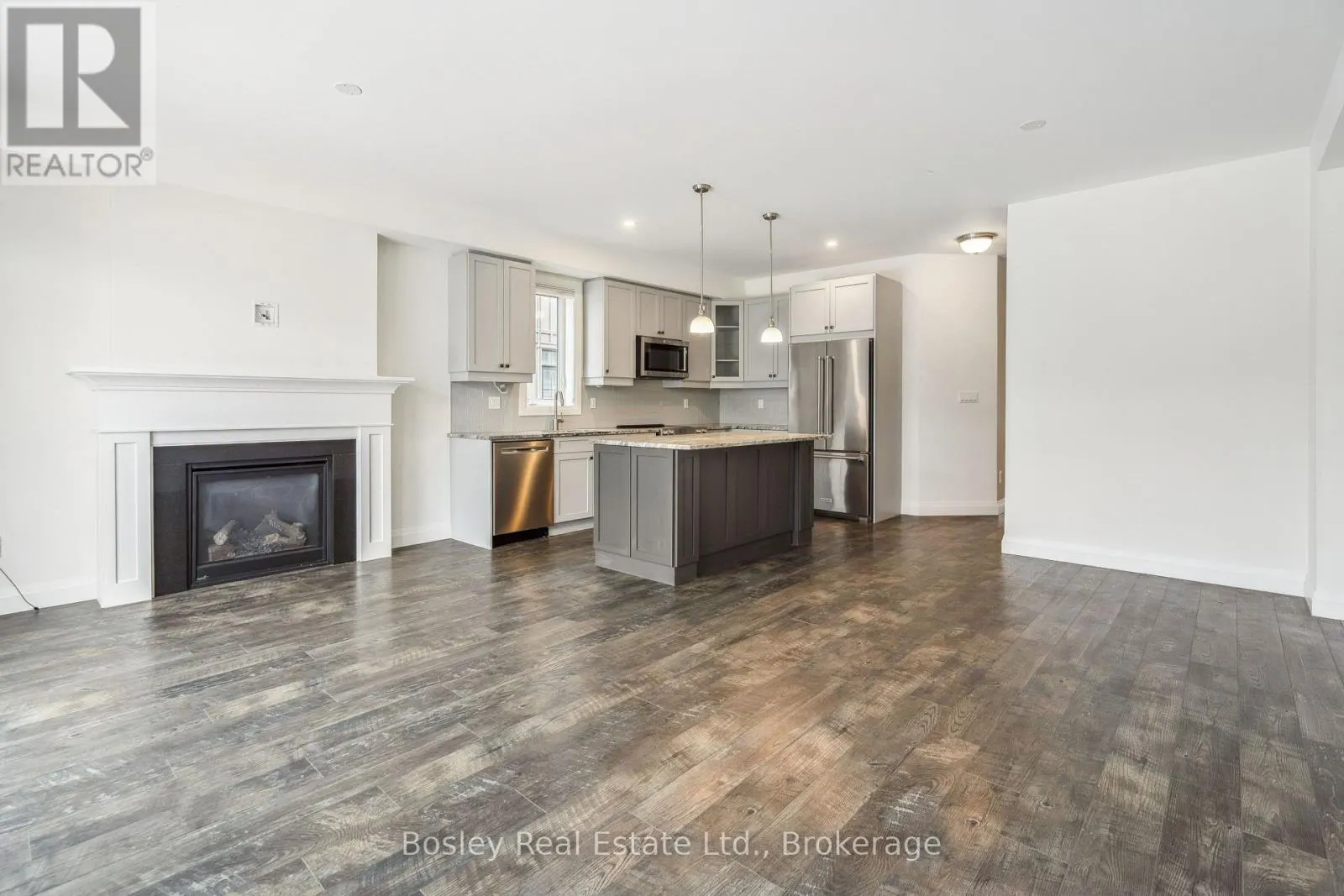 213 YELLOW BIRCH CRESCENT