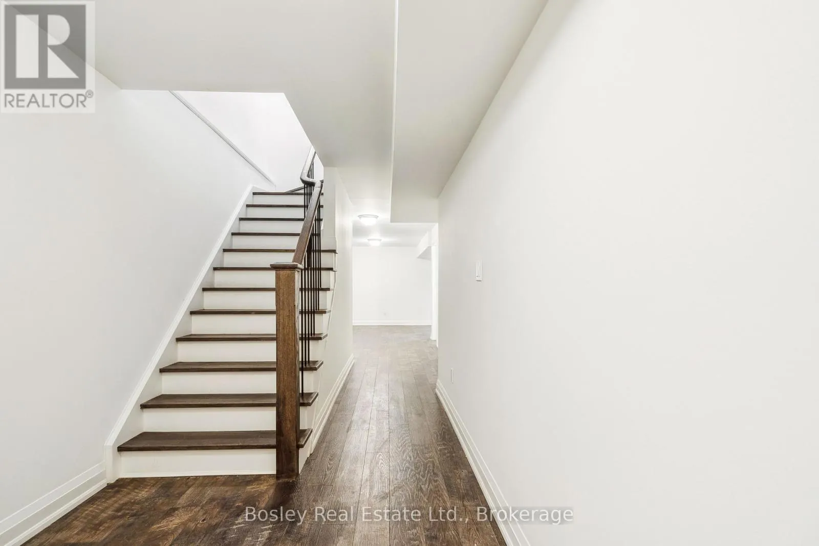 213 YELLOW BIRCH CRESCENT