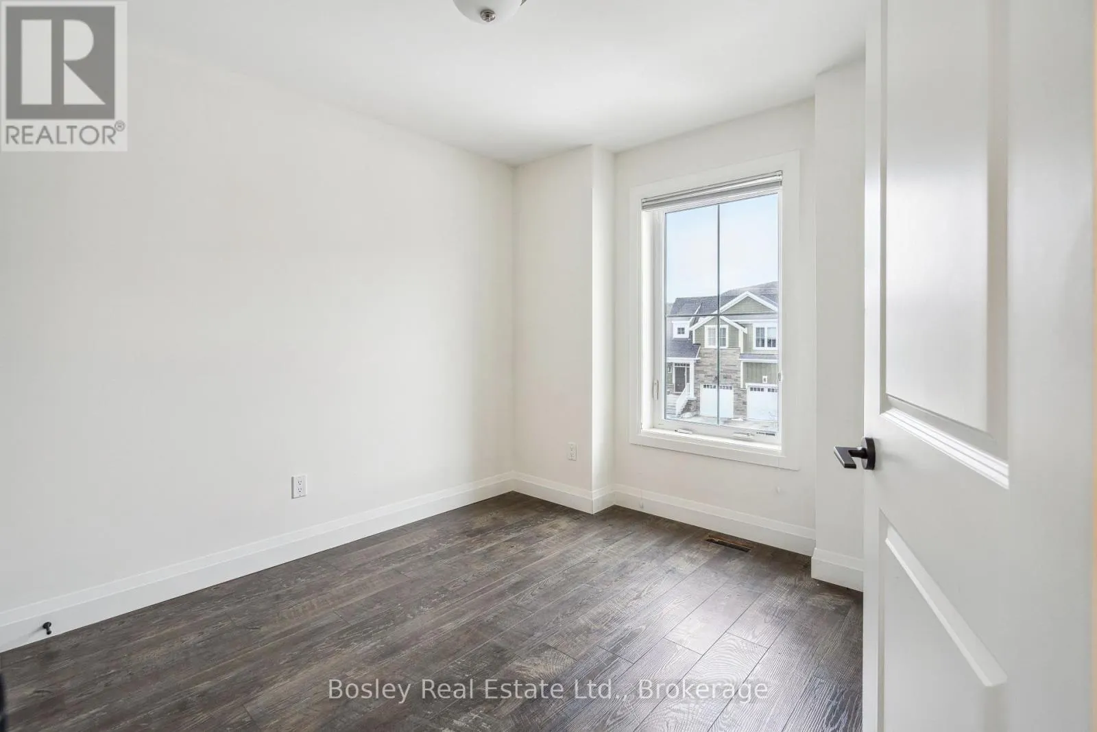 213 YELLOW BIRCH CRESCENT