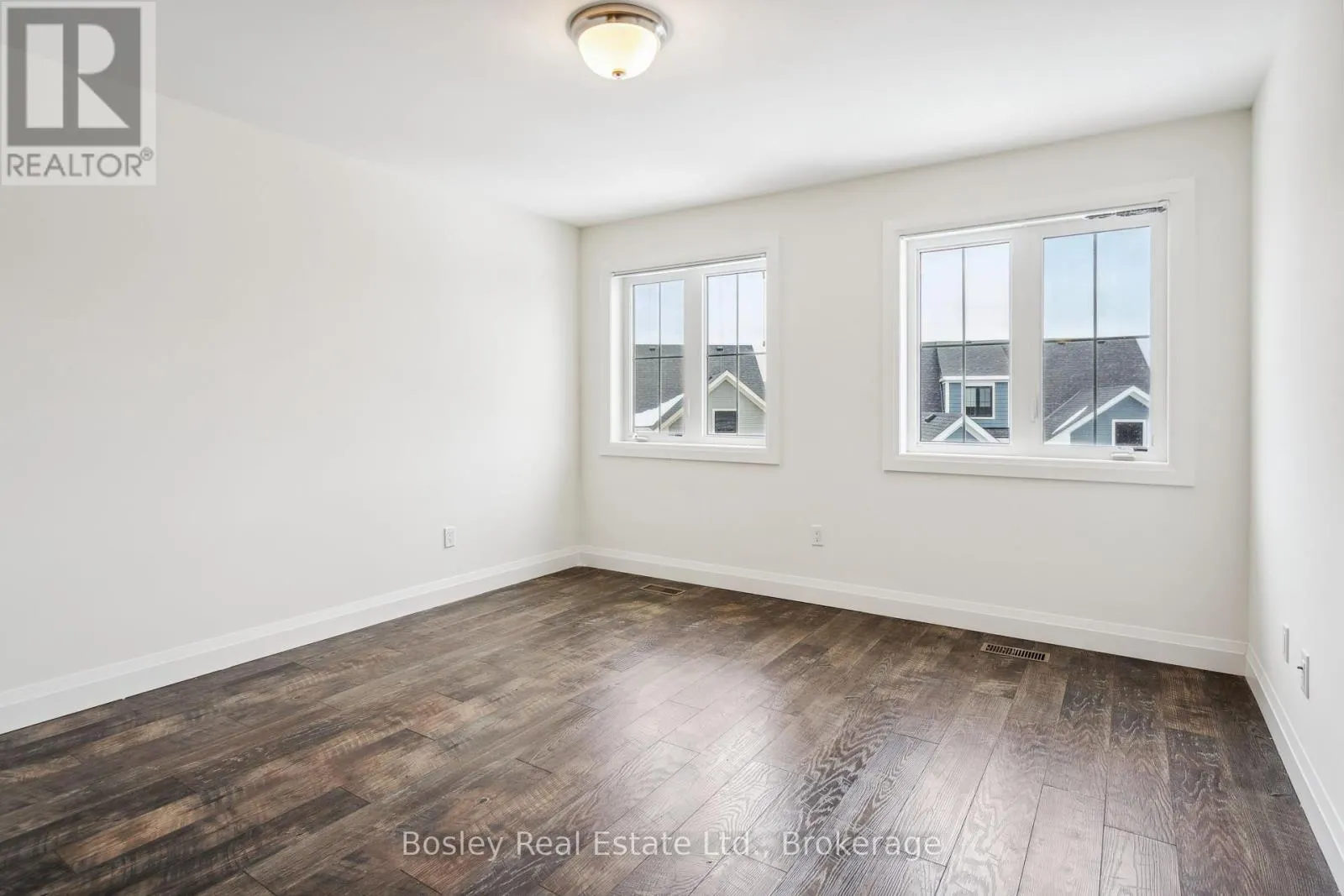 213 YELLOW BIRCH CRESCENT