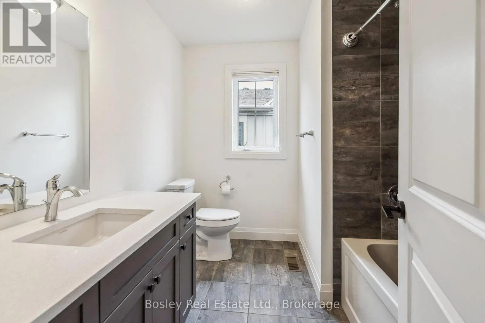 213 YELLOW BIRCH CRESCENT