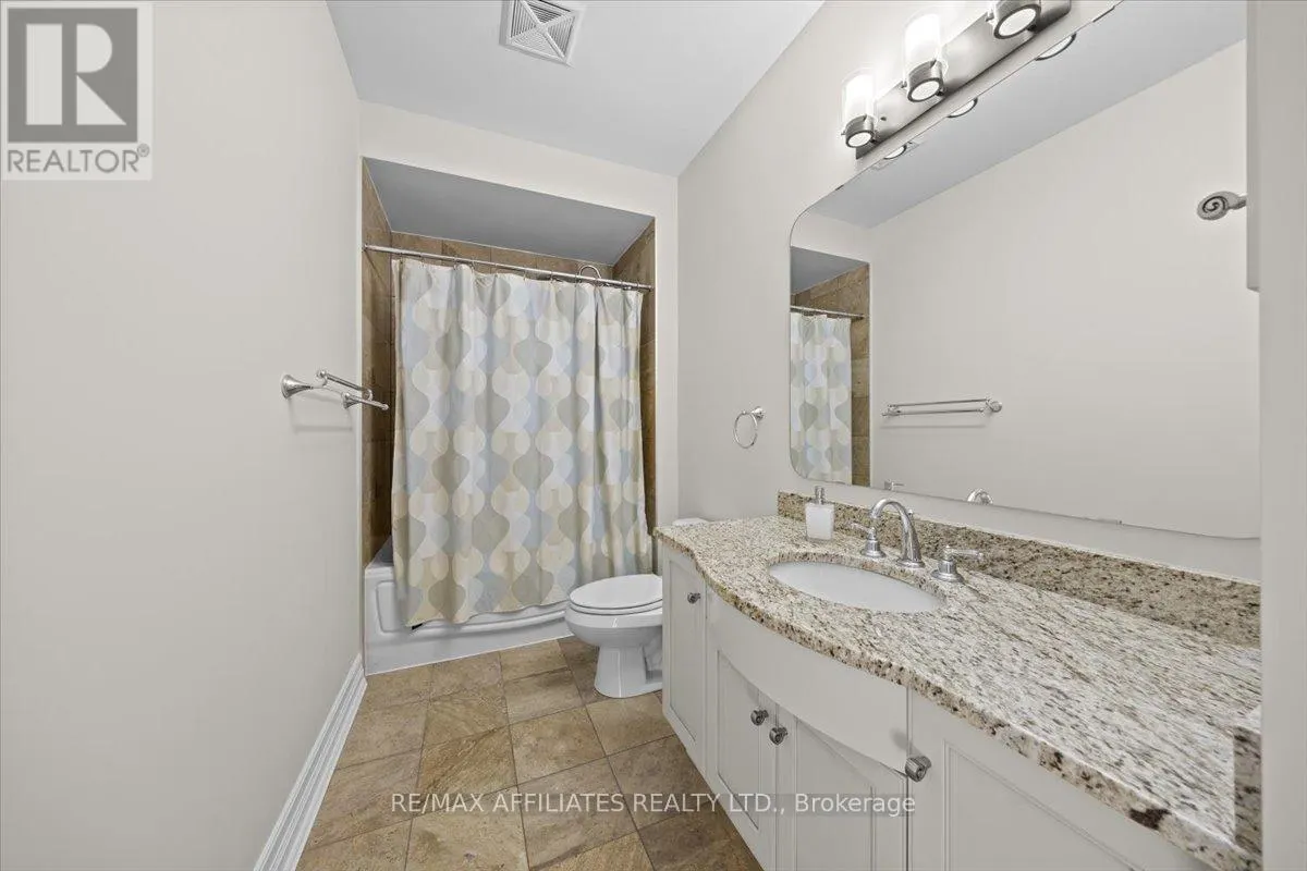 #PH804 - 320 MCLEOD STREET