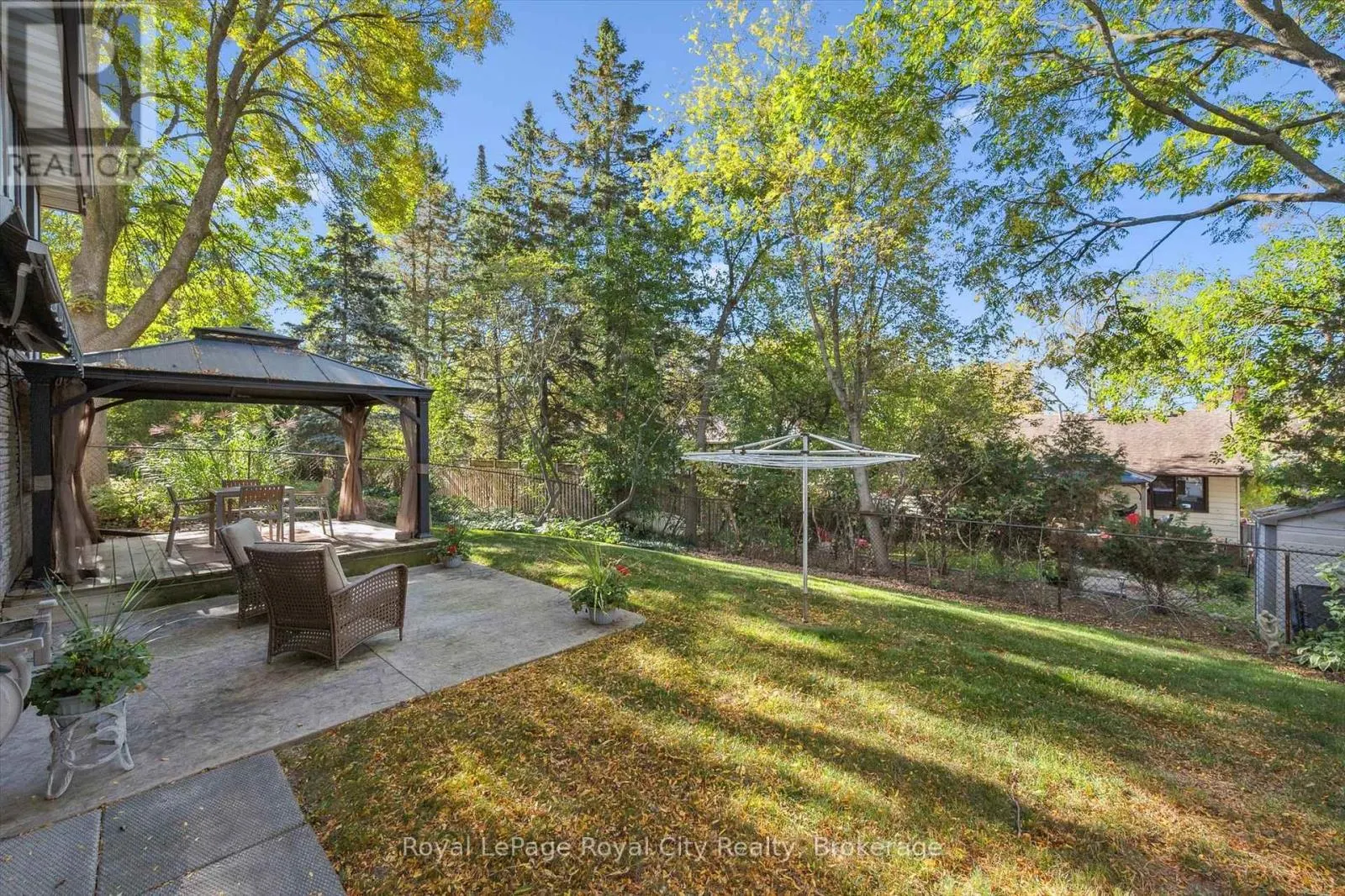 75 SHADYBROOK CRESCENT